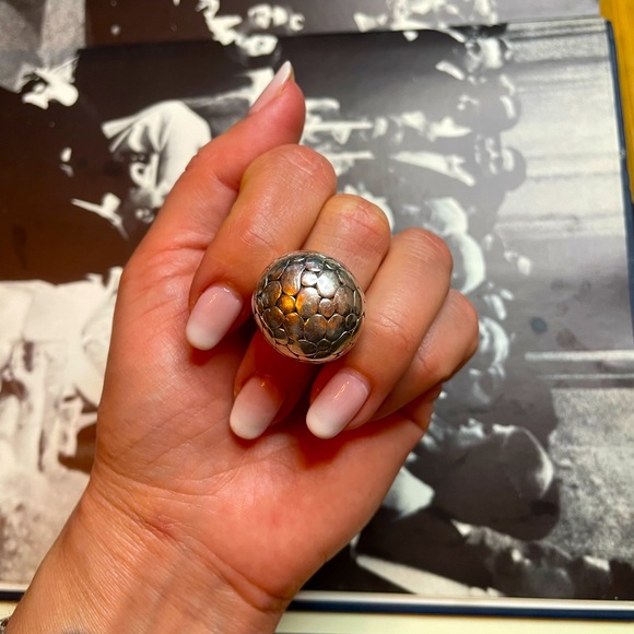 Unique Vintage Sterling Silver 925 Ring With Raised Textured Ball Size 7 - Picture 1 of 13